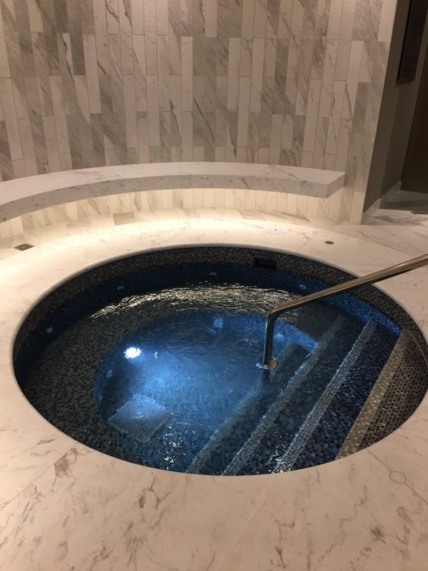 condo hot tub