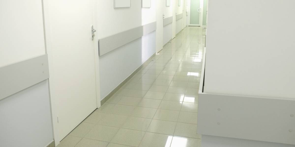 3 Hospital Flooring Types That Are Commonly Used